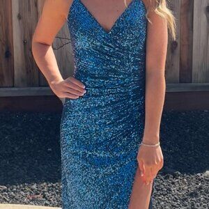 It's Prom Season - Selling a Prom Dress (Fitted Sequin) worn 1 time!